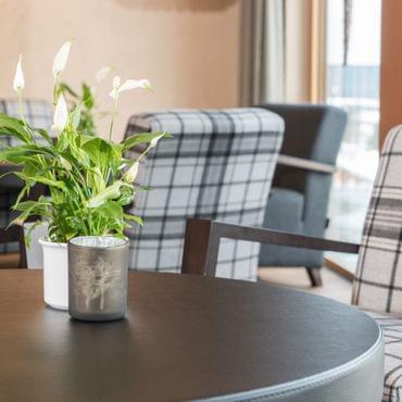 Bewertungen Loungebereich im Alphotel